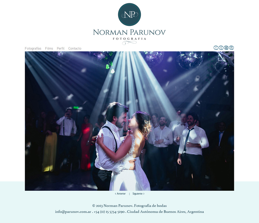 Sitio web desarrollado por La Vuelta Web para el fotógrafo Norman Parunov